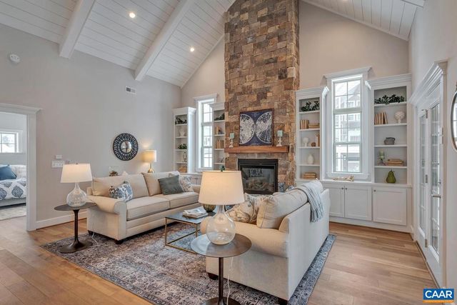 2 ODOM CT, Charlottesville, VA 22901
