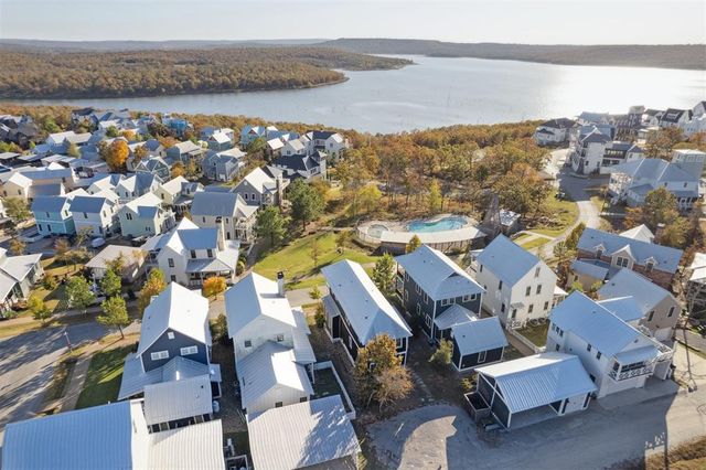 87 Lower Greenway, Carlton Landing, OK 74432