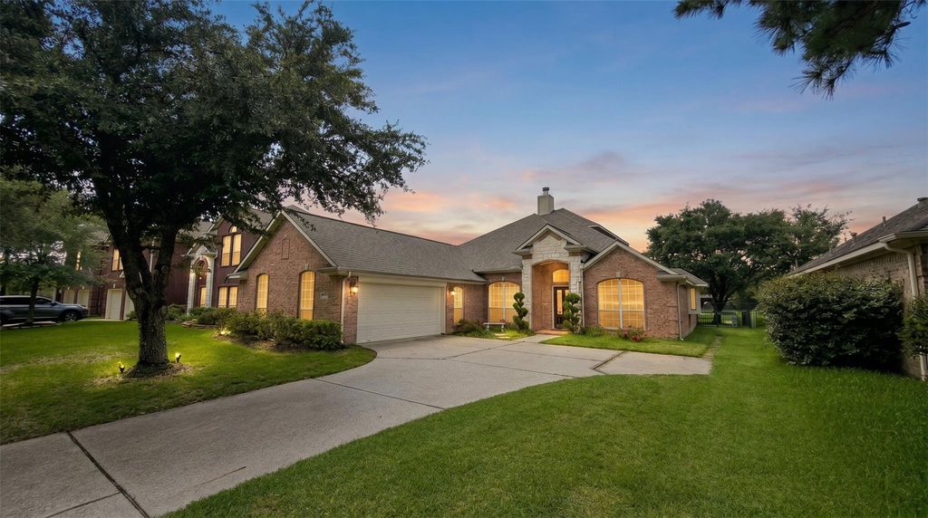 9815 Brilliant Lake Drive, Humble, TX 77396