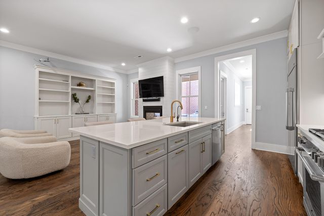 251 Walnut Street, Chattanooga, TN 37403