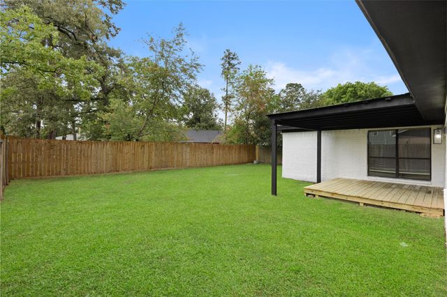 2314 Peaceful Valley Drive, Spring, TX 77373