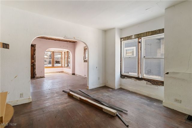 2910 Caroline Avenue, Lorain, OH 44055