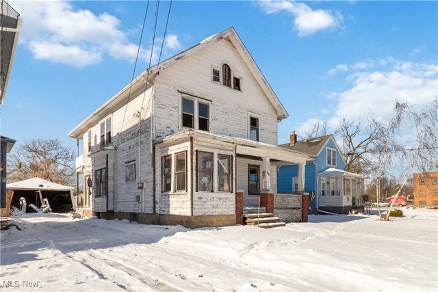 2910 Caroline Avenue, Lorain, OH 44055