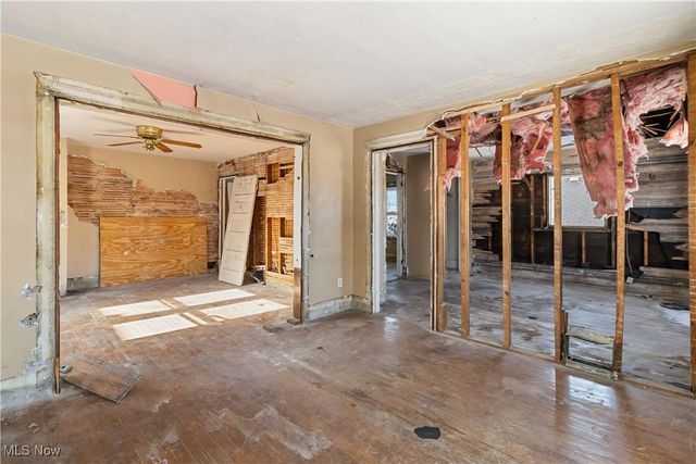 2910 Caroline Avenue, Lorain, OH 44055