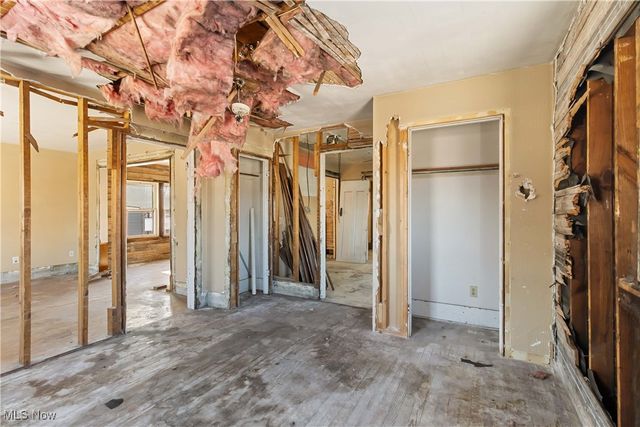 2910 Caroline Avenue, Lorain, OH 44055