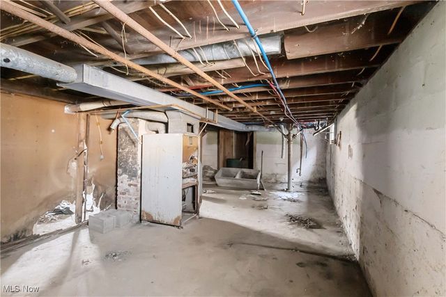 2910 Caroline Avenue, Lorain, OH 44055