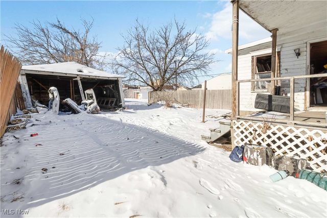 2910 Caroline Avenue, Lorain, OH 44055