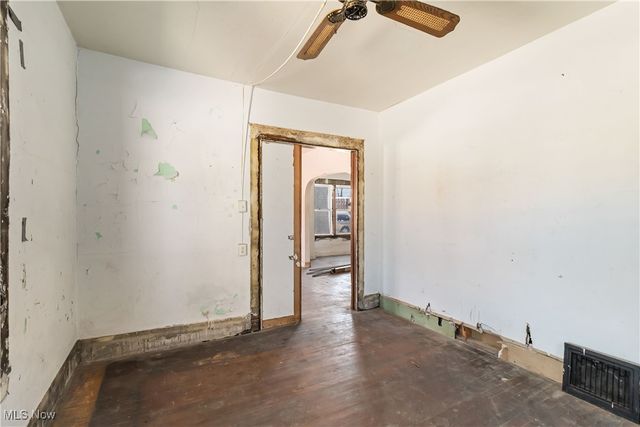 2910 Caroline Avenue, Lorain, OH 44055