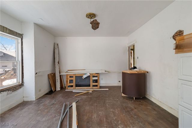 2910 Caroline Avenue, Lorain, OH 44055