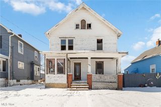 2910 Caroline Avenue, Lorain, OH 44055