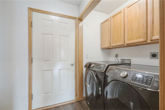1007 Wolf Drive NW, Cedar Rapids, IA 52405