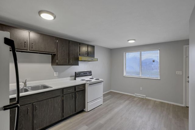 355-357 N Algonquin Avenue, Columbus, OH 43204