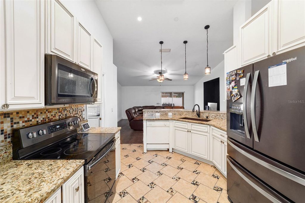 Image 25 of property listing at 9545 BAHIA ROAD, Ocala, FL 34472