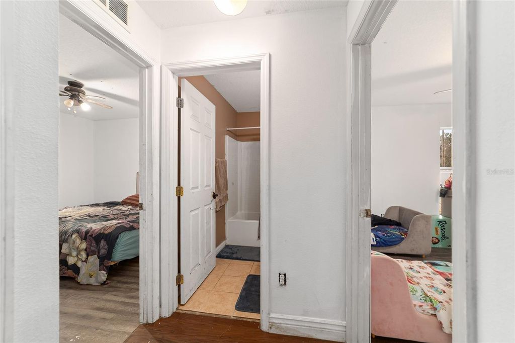 Image 32 of property listing at 9545 BAHIA ROAD, Ocala, FL 34472