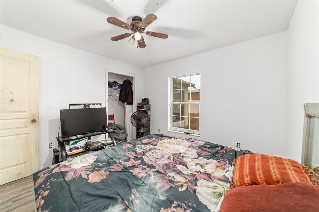 Image 37 of property listing at 9545 BAHIA ROAD, Ocala, FL 34472