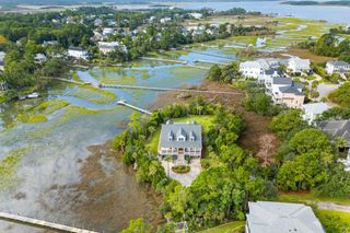 1924 Shields Lane, Mount Pleasant, SC 29466