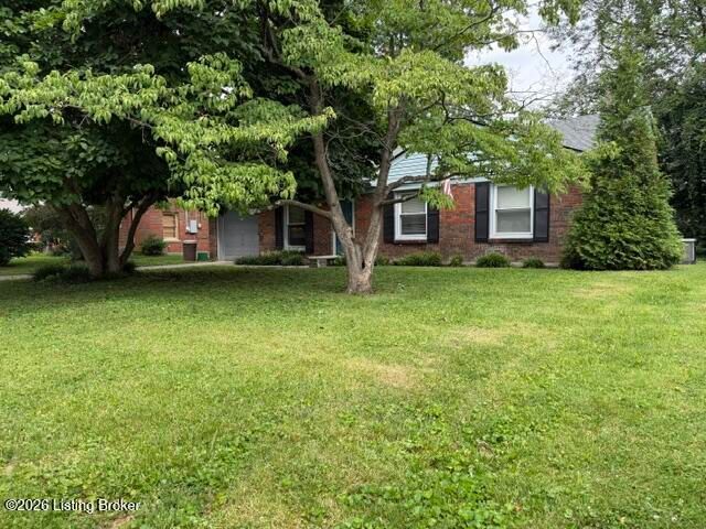 10105 Whipps Mill Rd, Louisville, KY 40223