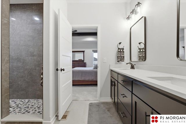 5414 Kestrel Parkway, Elkhorn, NE 68022