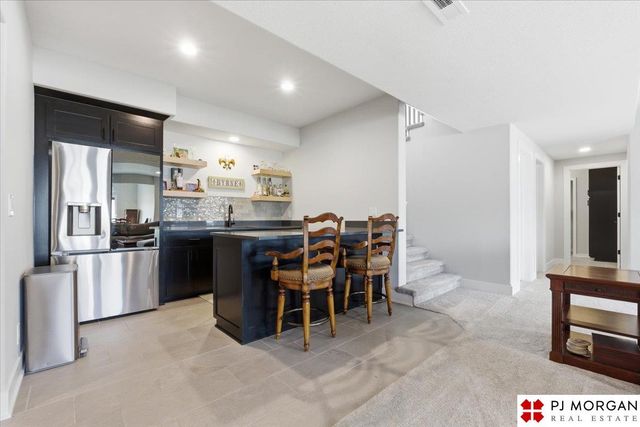 5414 Kestrel Parkway, Elkhorn, NE 68022