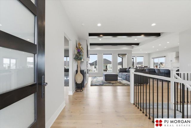 5414 Kestrel Parkway, Elkhorn, NE 68022