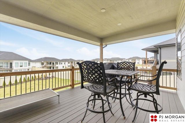 5414 Kestrel Parkway, Elkhorn, NE 68022