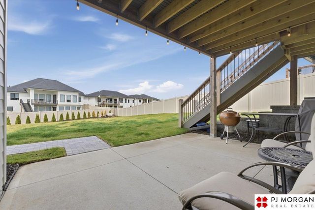 5414 Kestrel Parkway, Elkhorn, NE 68022