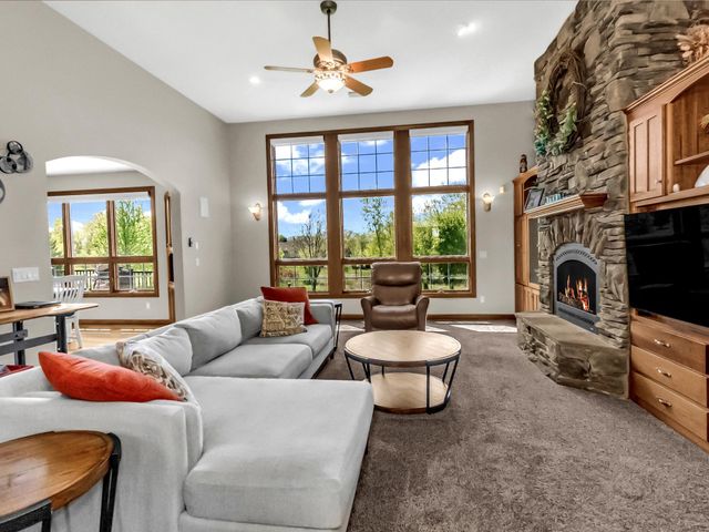 19700 Oak Grove Avenue, Prior Lake, MN 55372