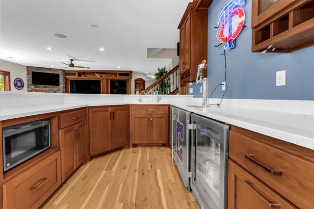 19700 Oak Grove Avenue, Prior Lake, MN 55372