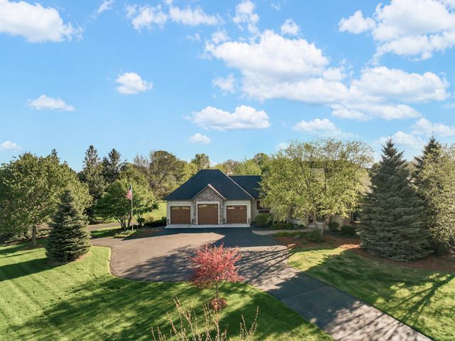 19700 Oak Grove Avenue, Prior Lake, MN 55372