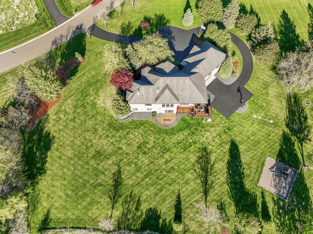 19700 Oak Grove Avenue, Prior Lake, MN 55372