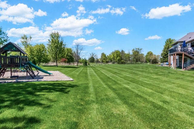 19700 Oak Grove Avenue, Prior Lake, MN 55372