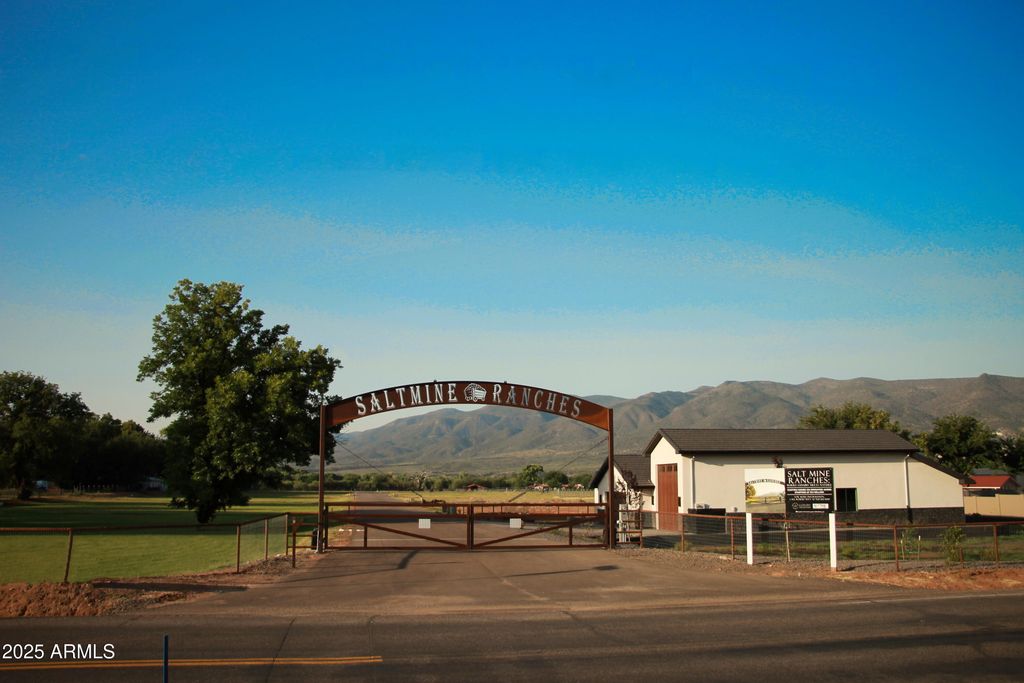 1010 S Clarence LN Lane, Camp Verde, AZ 86322