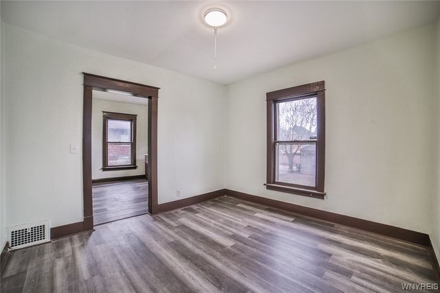 1824 Niagara Avenue, Niagara Falls, NY 14305