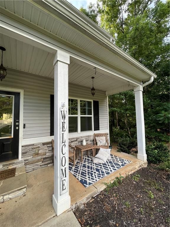 180 Smokey Ridge Drive, Newnan, GA 30263