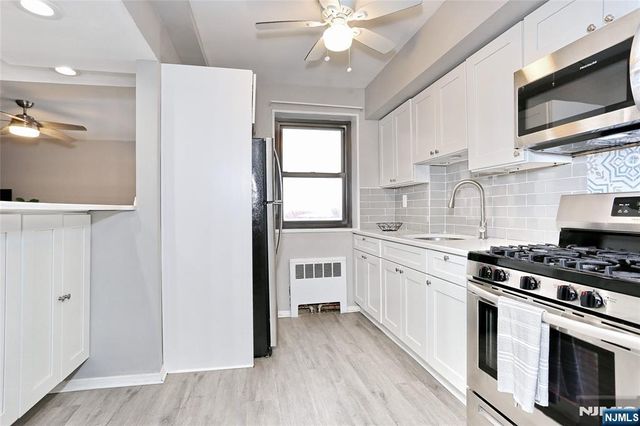 208 Anderson Street S6D, Hackensack, NJ 07601