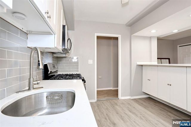 208 Anderson Street S6D, Hackensack, NJ 07601