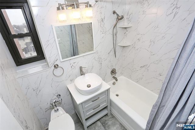 208 Anderson Street S6D, Hackensack, NJ 07601