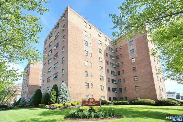 208 Anderson Street S6D, Hackensack, NJ 07601