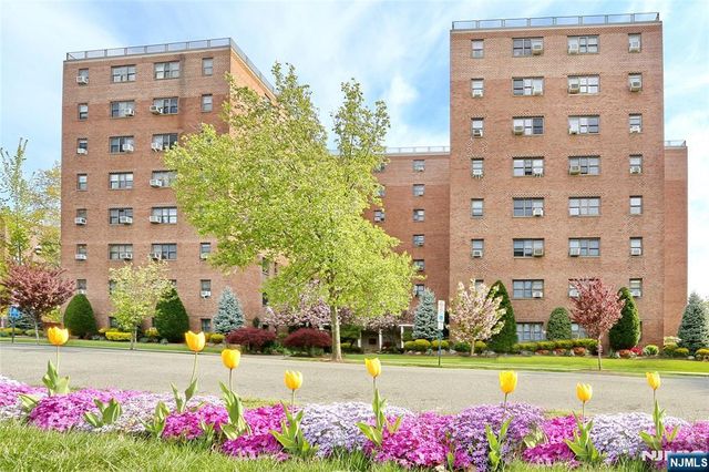 208 Anderson Street S6D, Hackensack, NJ 07601