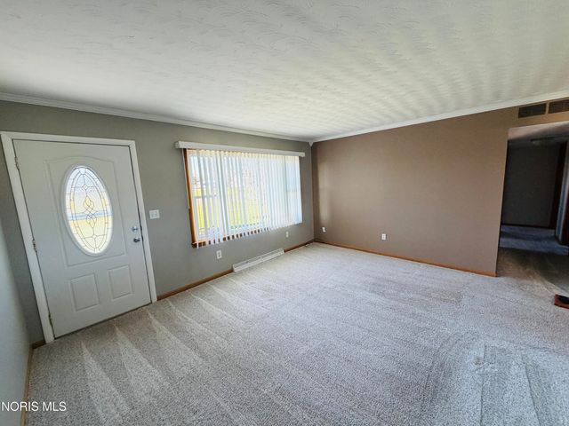 24603 Watson Road, Defiance, OH 43512