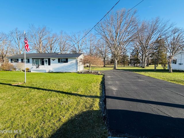 24603 Watson Road, Defiance, OH 43512