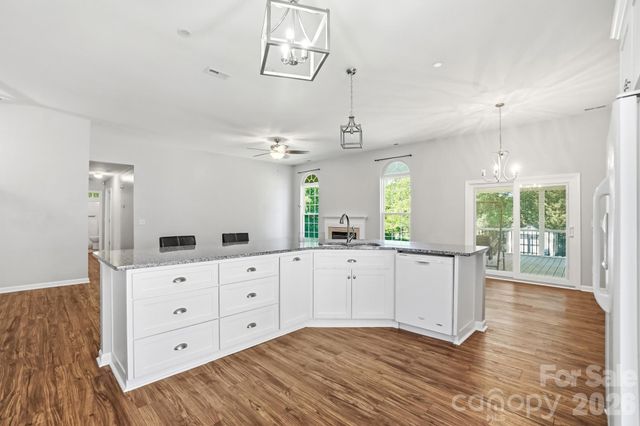 5946 Brookstone Drive NW, Concord, NC 28027