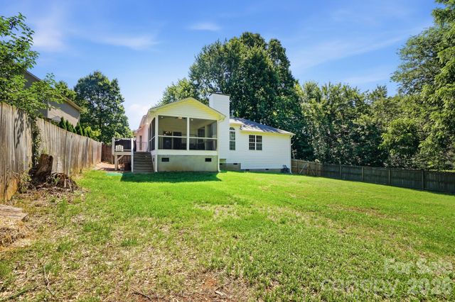 5946 Brookstone Drive NW, Concord, NC 28027