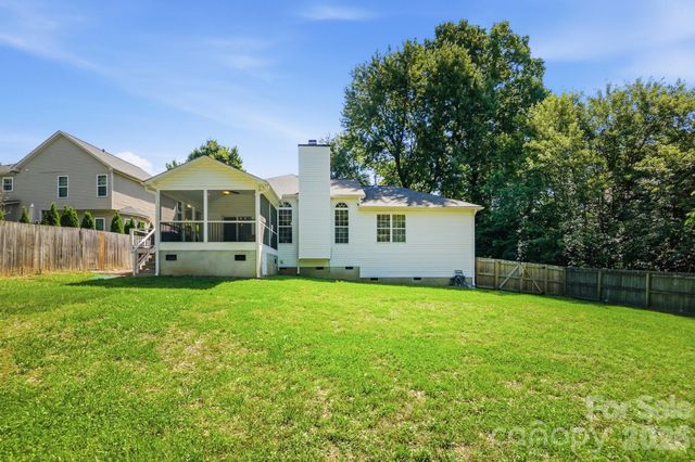 5946 Brookstone Drive NW, Concord, NC 28027