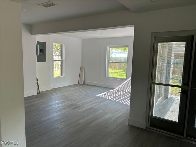 3835 Arlington ST, Fort Myers, FL 33901