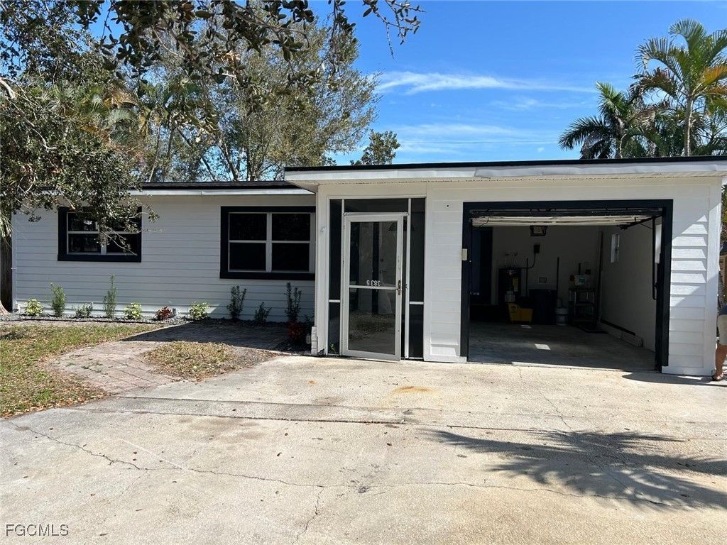3835 Arlington ST, Fort Myers, FL 33901