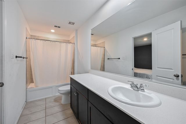 1104 Crestview Drive, Hutchins, TX 75141