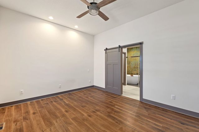 5132 N Colonial Ave., Bel Aire, KS 67226
