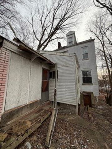 413 Fannell St, Garfield, PA 15224
