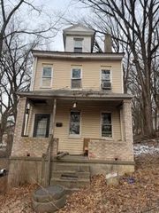 413 Fannell St, Garfield, PA 15224